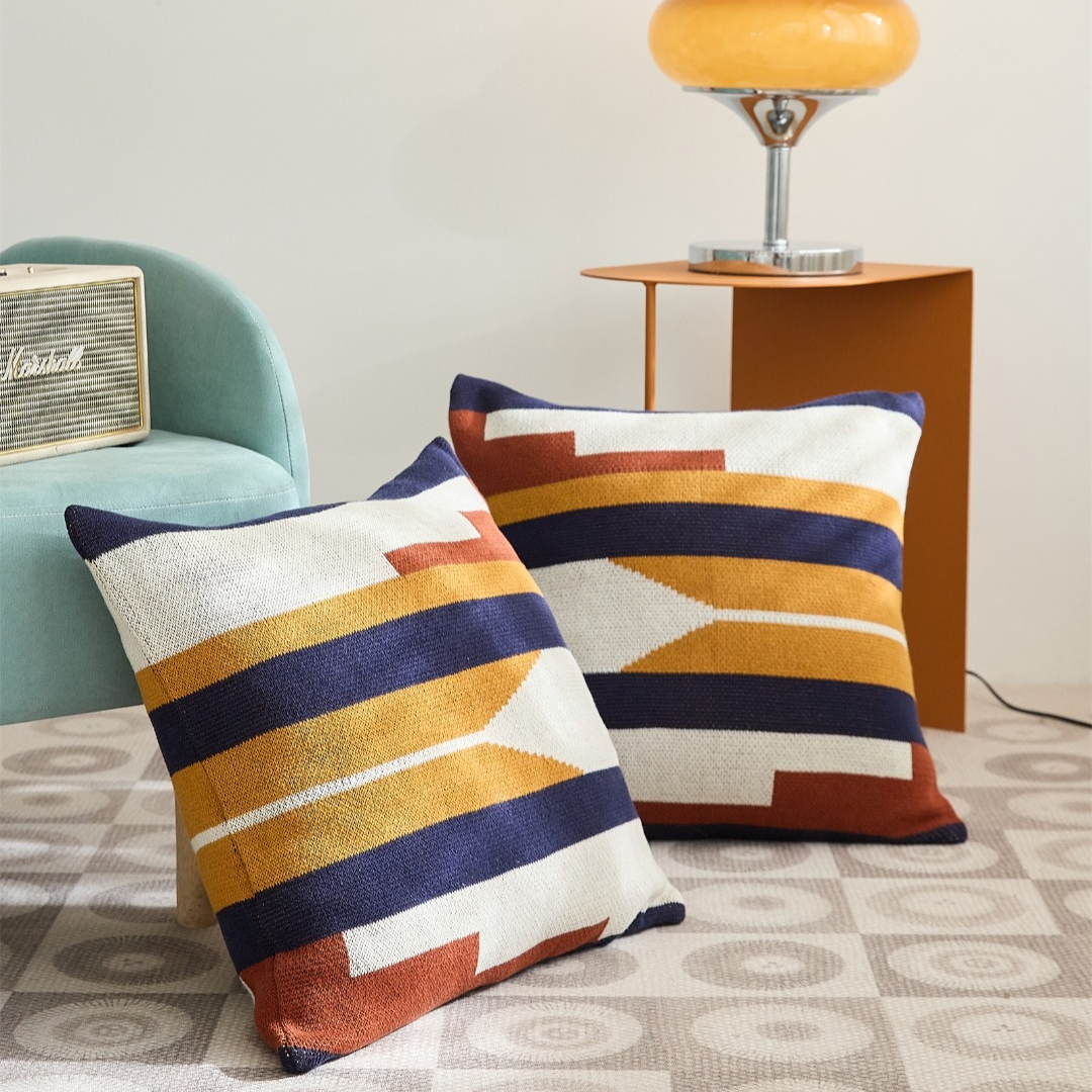 Modern Geometric 100% Cotton Knitted Decorative Throw Pillow Cover