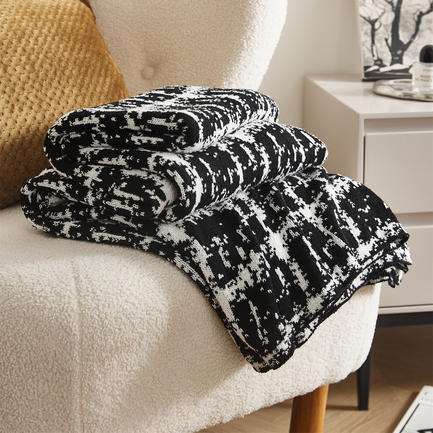 Soft Wool Blend Black and White Throw Blanket